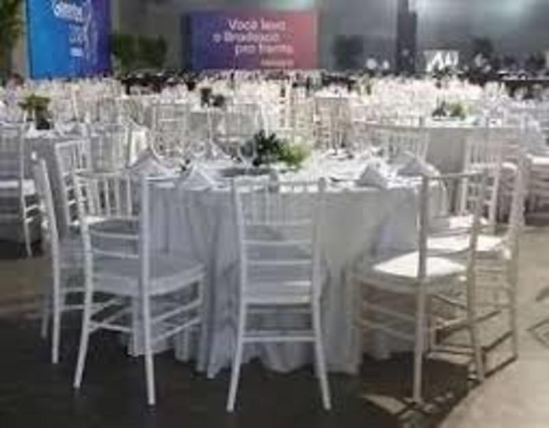 Aluguel de Cadeira para Evento Corporativo Rocha - Aluguel de Cadeiras Brancas Cromadas